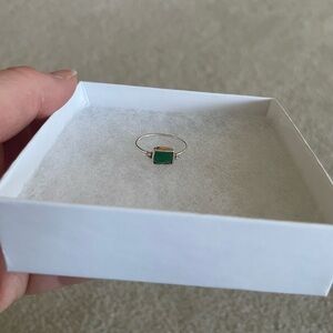 Elegant Green Stone Sterling Silver Ring